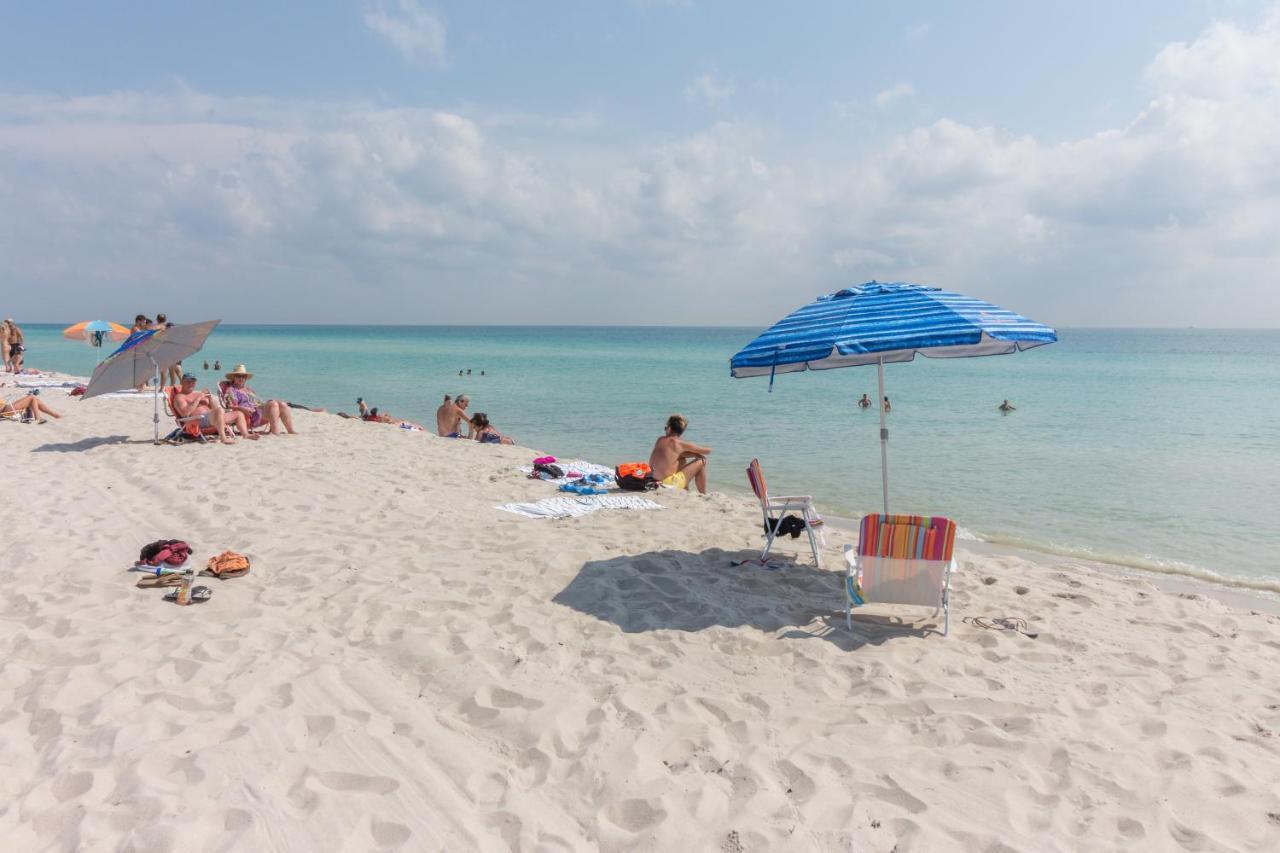 Castle Beach: Rumba Suite ไมอามีบีช ภายนอก รูปภาพ