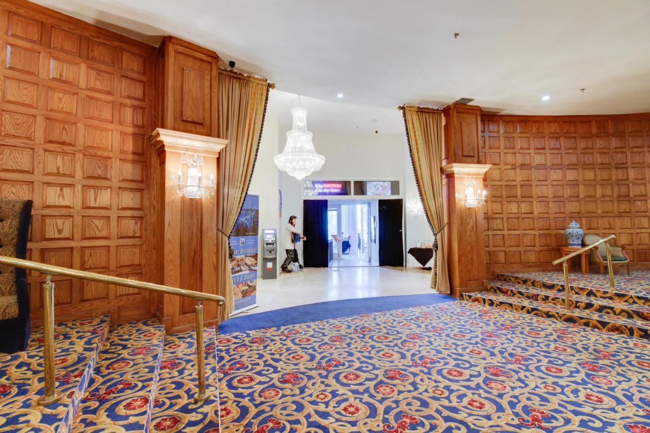 Castle Beach: Rumba Suite ไมอามีบีช ภายนอก รูปภาพ